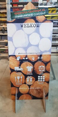 Display Bidon, personaliseren aan de huisstijl van uw onderneming. Display Bidon, personaliseren aan de huisstijl van uw onderneming.